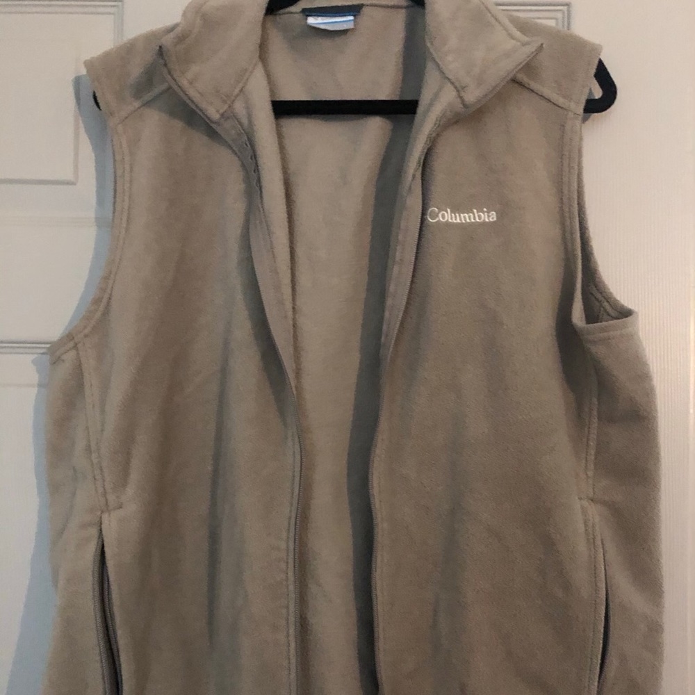 Columbia Vest